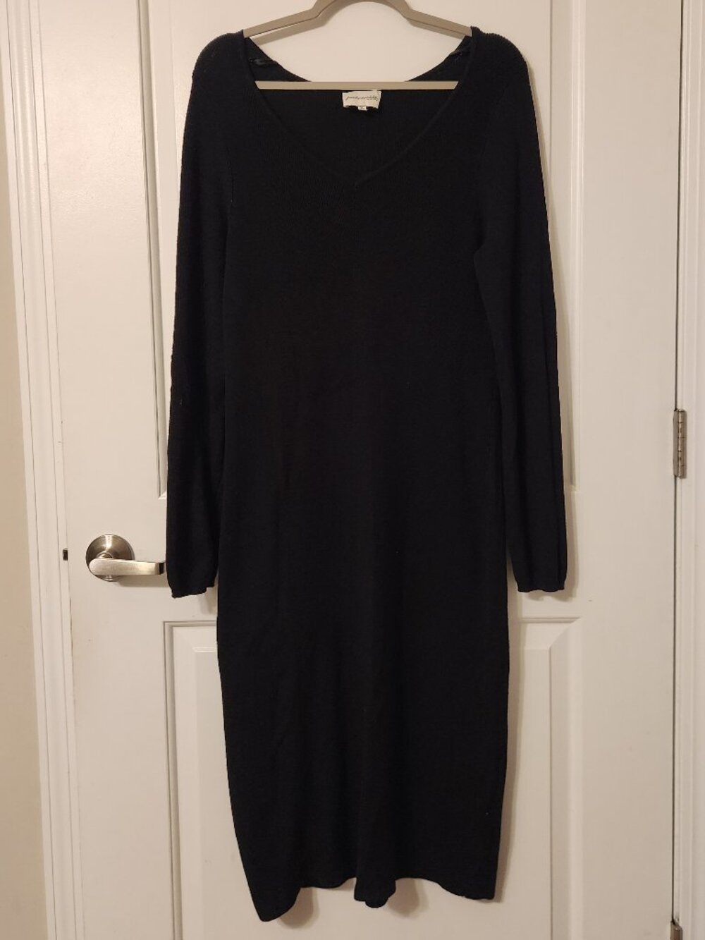 Black Long Sleeve Sweater Midi Dress